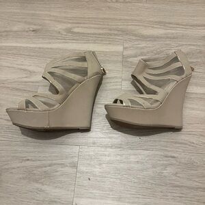 Wedge heels